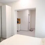 아파트호텔 Hoxha 80 Durrës
