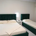 Апарт-отель Hoxha 80 Дуррес