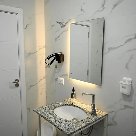 Hoxha 80 3* Δυρράχιο