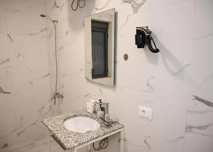 Hoxha 80 Appart hôtel Durrës