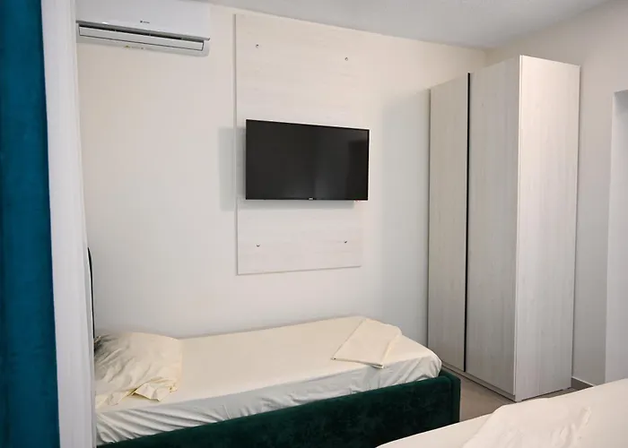 Hoxha 80 Appart hôtel Durrës