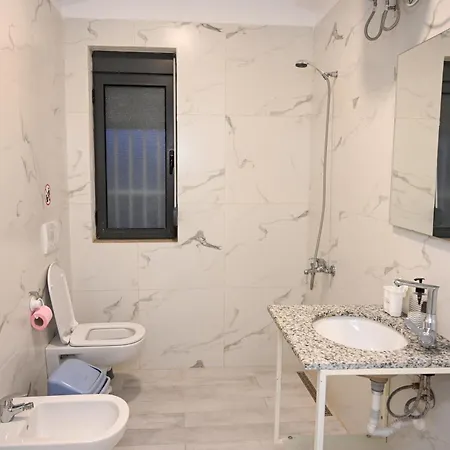 Apartmanhotel Hoxha 80 3*