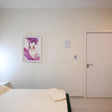 Hoxha 80 Apartmanhotel Durrës