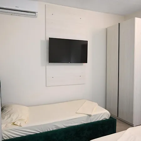 Hoxha 80 Apartmanhotel Durrës