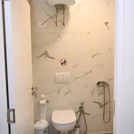 Apartmanhotel Hoxha 80 3*