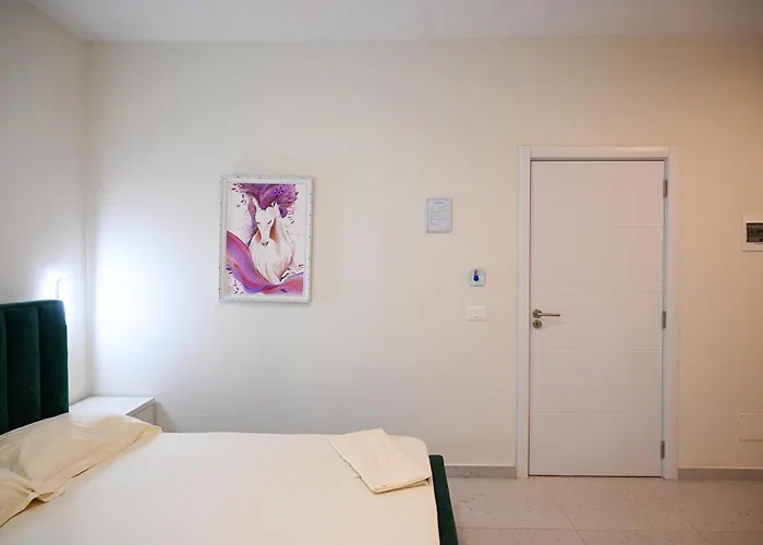 Hoxha 80 Апарт-отель Дуррес