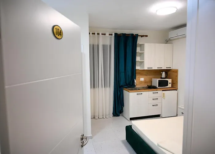 Hoxha 80 Apart-hotel Durrës